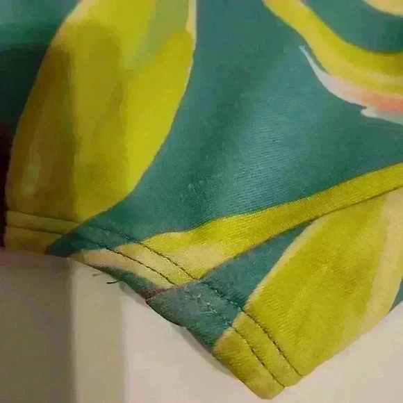 Old Navy 2 piece swimsuit swim set size small - Picture 9 of 9